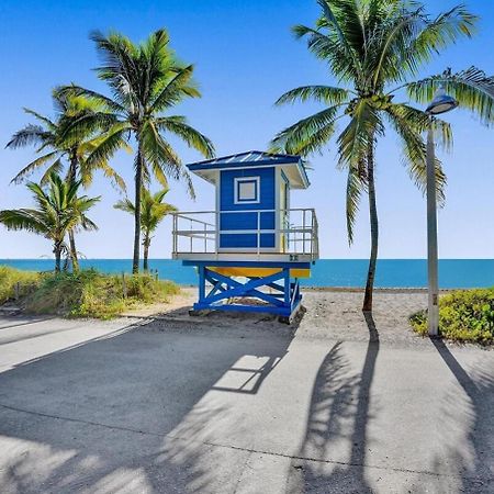 Waves On Desoto Rental Unit With Pool ハリウッド エクステリア 写真