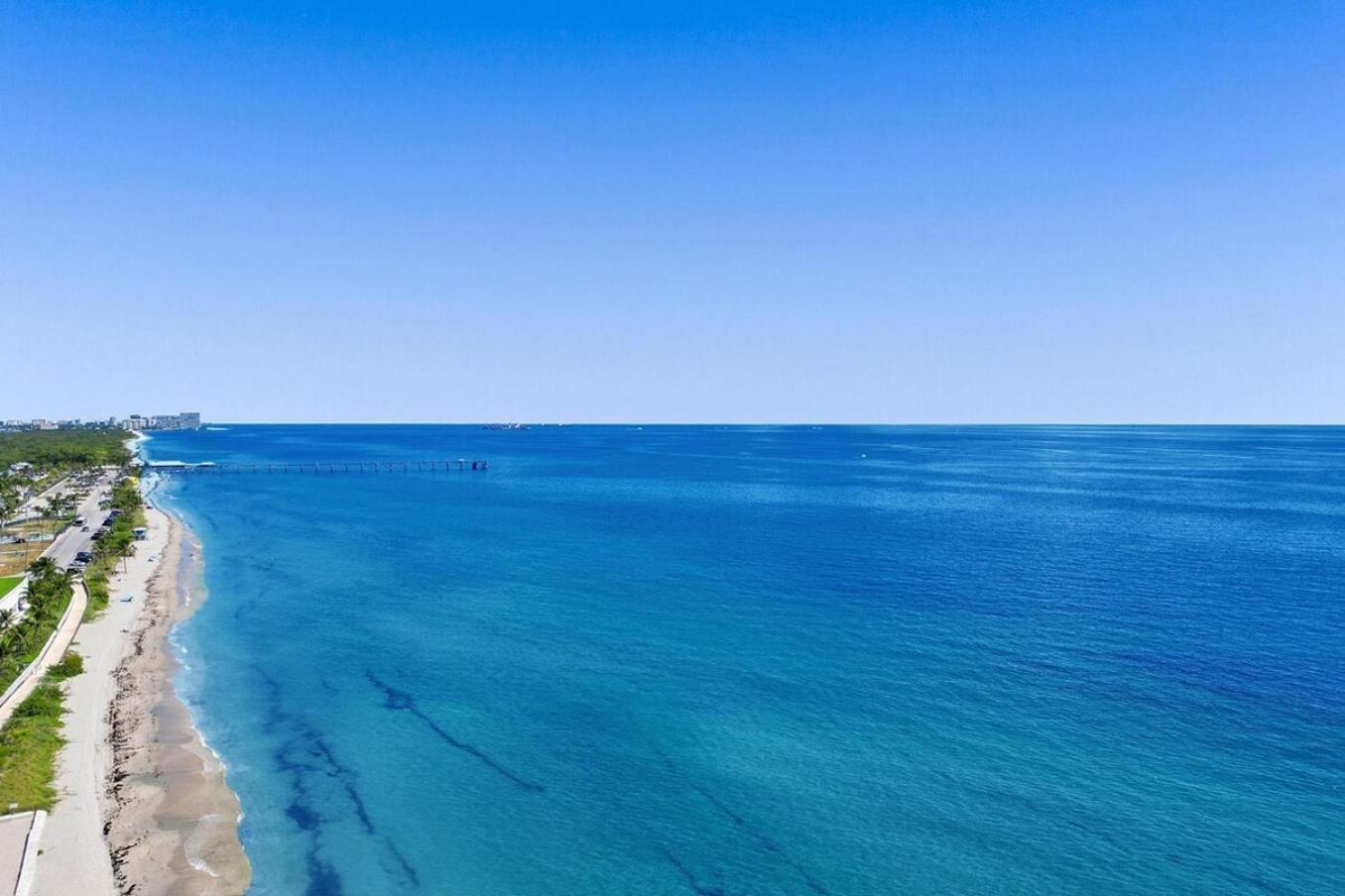 Waves On Desoto Rental Unit With Pool ハリウッド エクステリア 写真